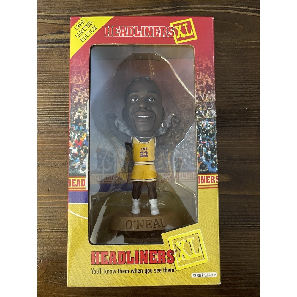 Shaquille O'Neal w/LSU #33 Uniform 1999 Headliners XL-COA 30,000 COA-New In Box